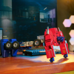 Робот трансформер Robosen Оптимус-Прайм (Optimus Prime Elite)