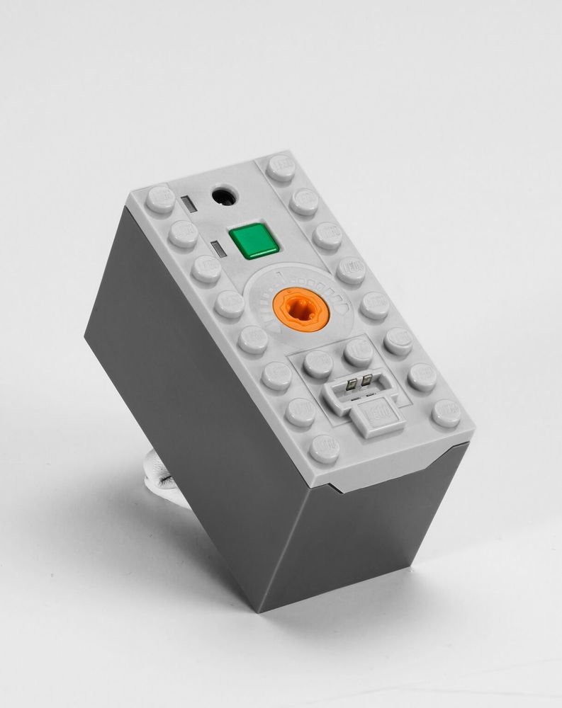 Аккумуляторная батарея Lego Education PF 8878 (7+)