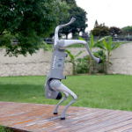 Бионический четырехопорный робот Unitree Go2 Pro