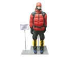 Наглядный макет экипировки спасателя с оригинальными образцами "Зимняя одежда и высотный альпинизм"