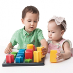 Развивающая игрушка Weplay «Гео шаг»