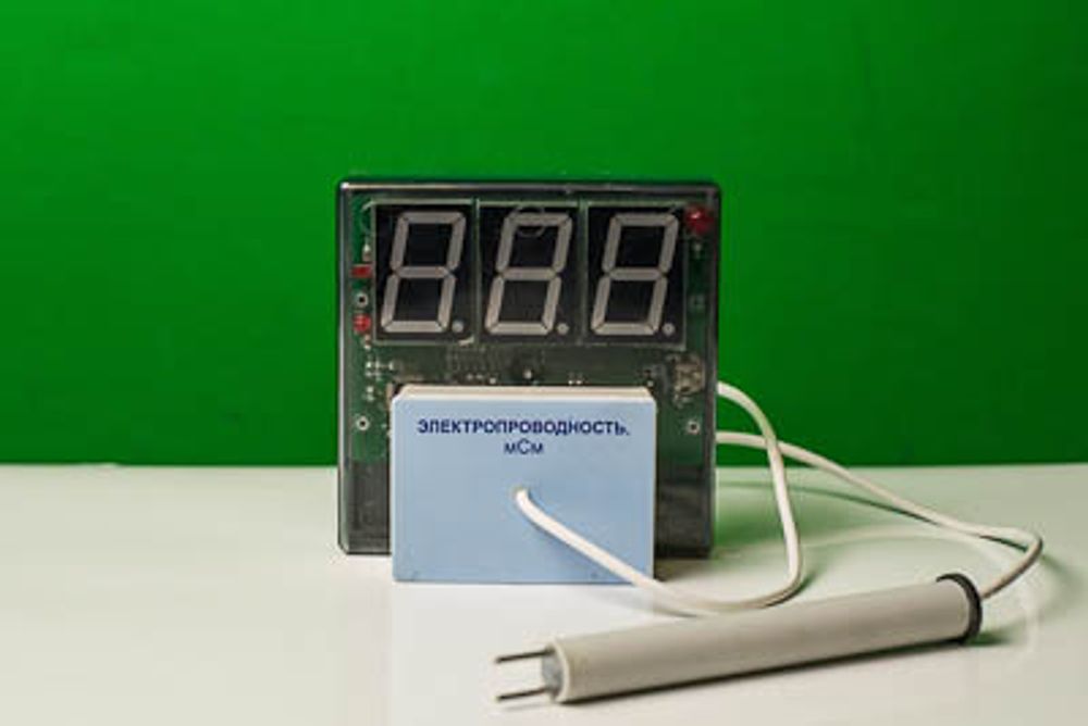 Датчик электропроводности жидкости с независимой индикацией (демонстрационный) Строникум