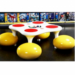 Столик для LEGO-студии