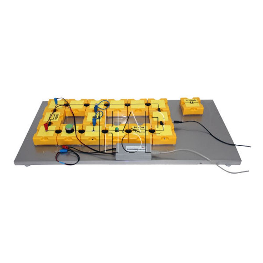 Лабораторная установка &quot;Определение емкости конденсатора по осциллограмме его разряда через резистор&quot; Нау-Ра