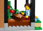 Конструктор LEGO City "Семейный дом и электромобиль" 60398