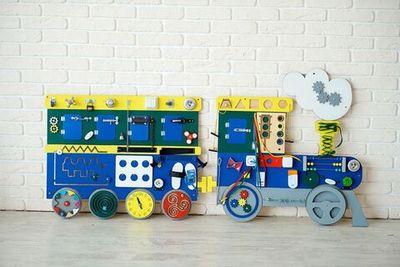 Бизиборд «Озорной паровозик» Приоритет