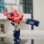 Робот трансформер Robosen Оптимус-Прайм (Optimus Prime Elite)