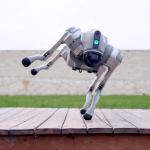 Бионический четырехопорный робот Unitree Go2 Pro