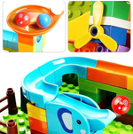 Стена - конструктор для малышей из крупных 775 деталей