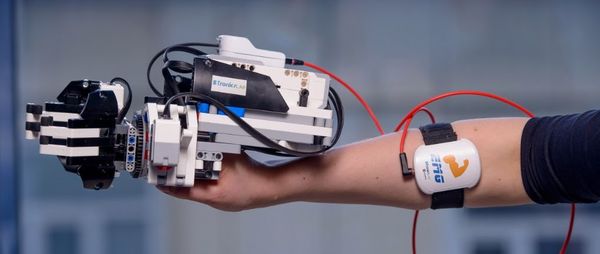 Совместное образовательное решение LEGO Mindstorms EV3 и BiTronics Lab