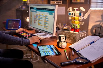 Набор для изучения углубленного программирования с искусственным интеллектом 