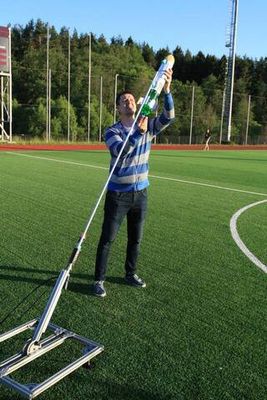 Пусковое устройство для запуска водных ракет WR с приемной радиостанцией